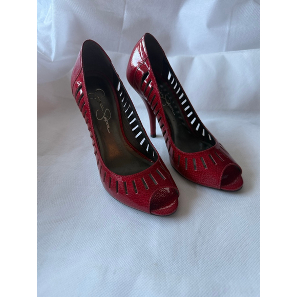 Jessica Simpson Leela Women Red Patent Leather Upper Shoes Peep Toe Pump size 7 - Picture 2 of 9